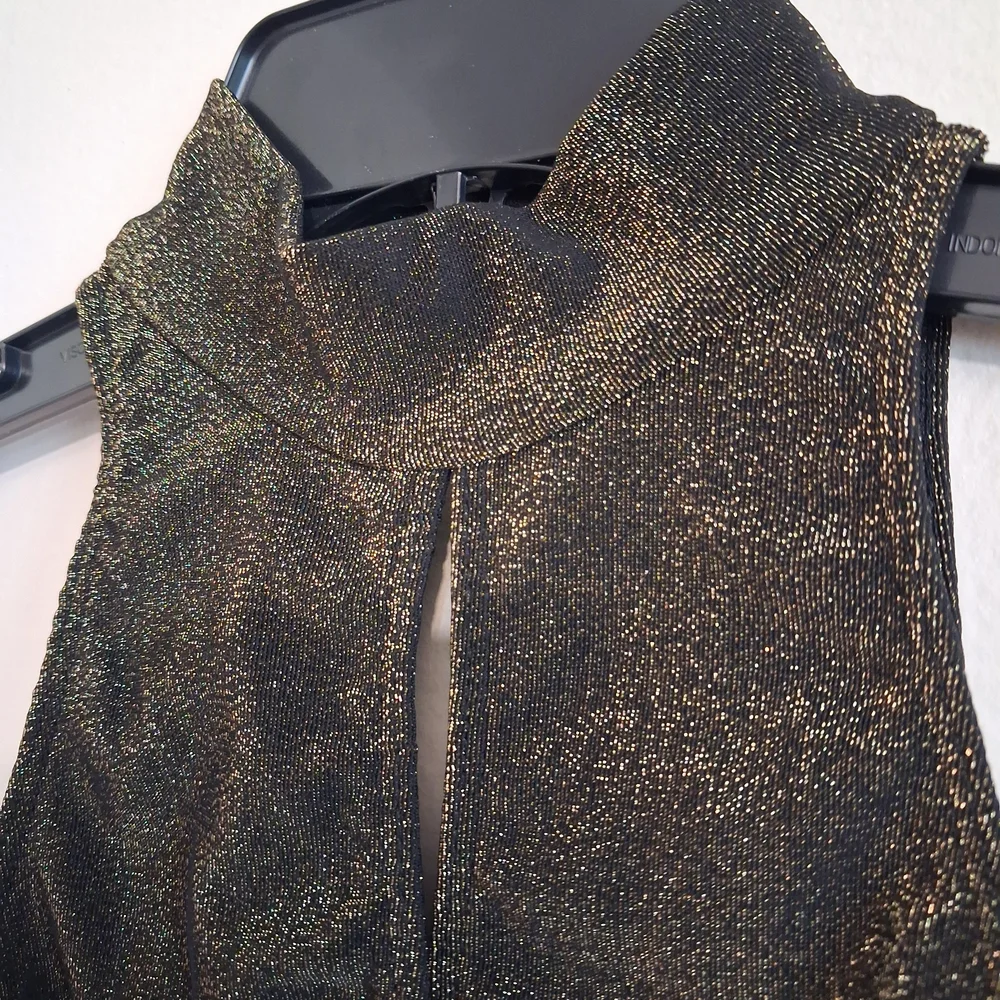 Hot Kiss Black and Gold Sparkle Dress - Picture 4 of 8